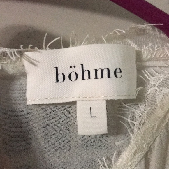 Lace dress - Picture 4 of 4